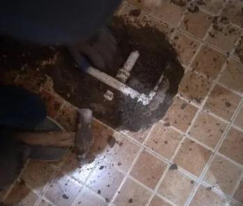 博山卫生间漏水维修公司为您分享下卫生间渗水如何处理及注意事项