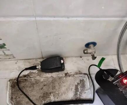 博山屋顶漏水维修公司分享下卫生间漏水的危害及解决方法